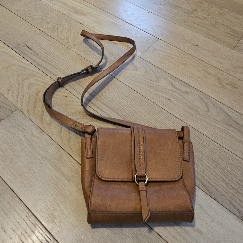Market And Spruce Tan Leather Small Crossbody Bag